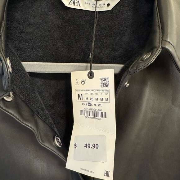 NWT Zara Black Faux Leather Shirt Fitted Trendy Versatile Goth Edgy Sleek Sz M - Picture 5 of 5